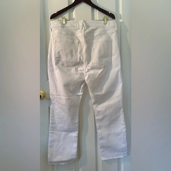 NWT GOOD AMERICAN Good Legs 16 White Straight Leg Sculpt Raw Hem Jeans Mid Rise2 - Picture 9 of 16